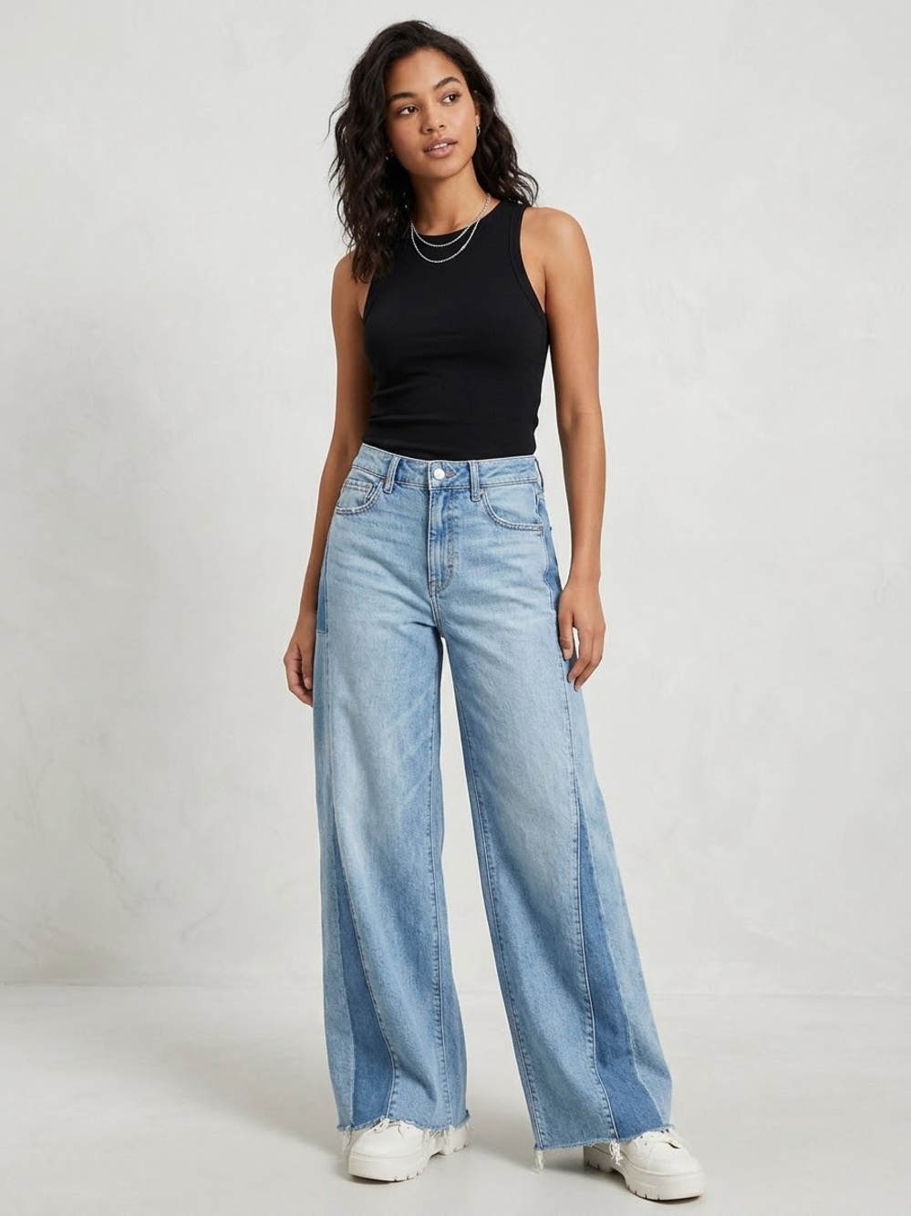 American Eagle Outfitters Light Blue Wide Leg Jeans size 8